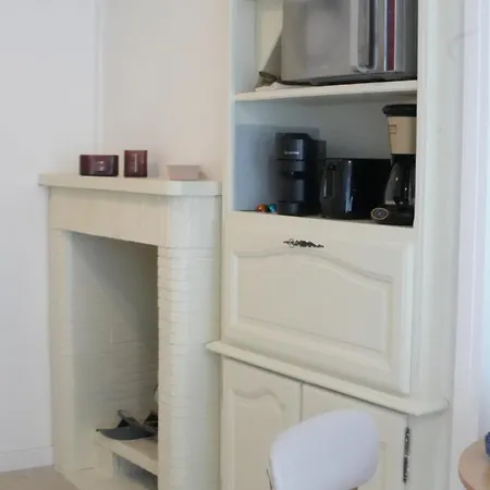 Cozy With Self Check-in Apartment *