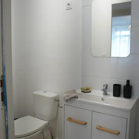 Διαμέρισμα Cozy With Self Check-in *