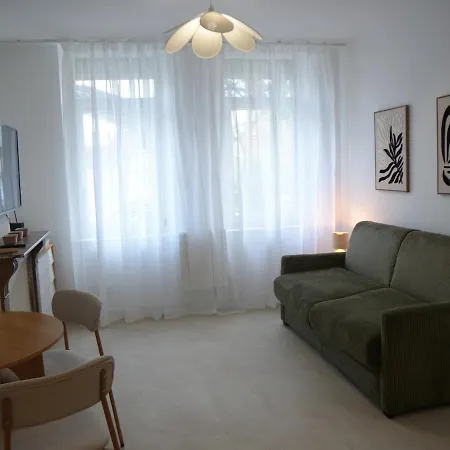 Cozy With Self Check-in Apartment Amiens