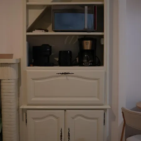 Cozy With Self Check-in Apartment
